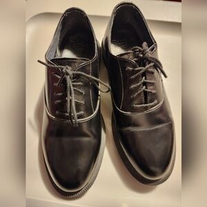 Dr. Martens Women Black Dress Shoes Size 8